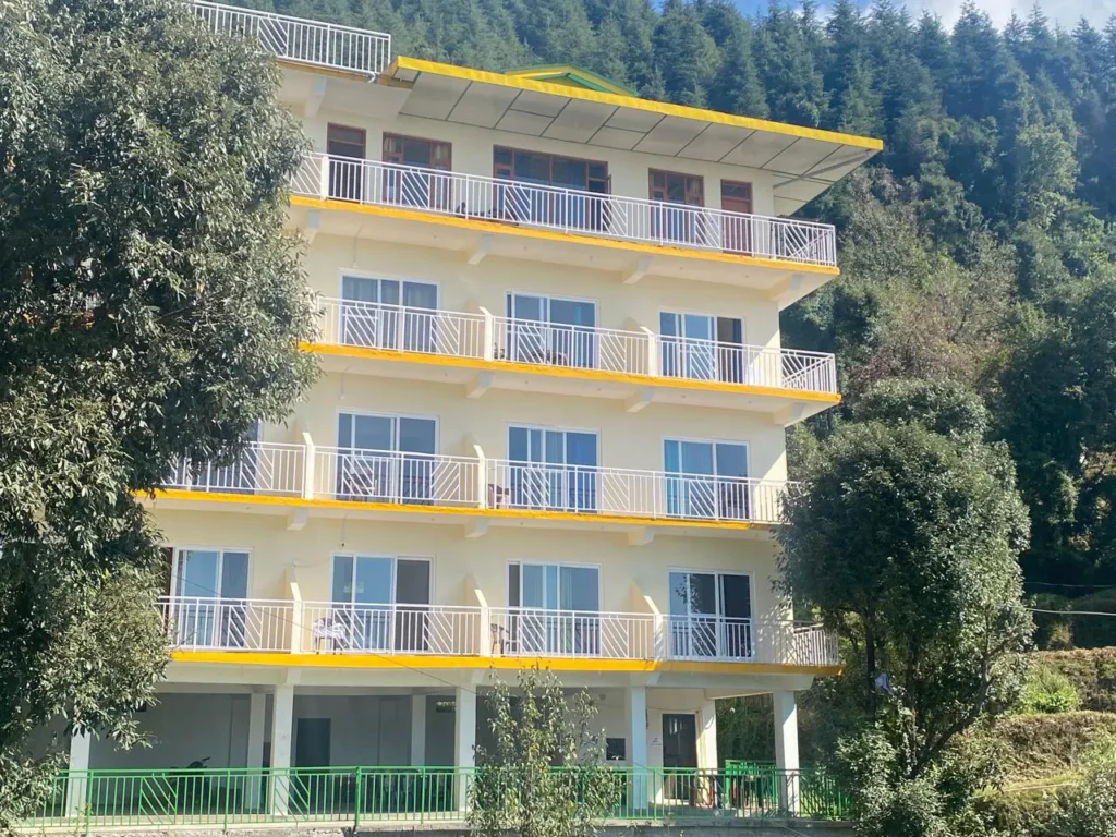 mahiyoga school in dharamsala